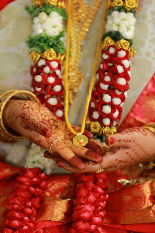 Tamil wedding couple during their ceremony